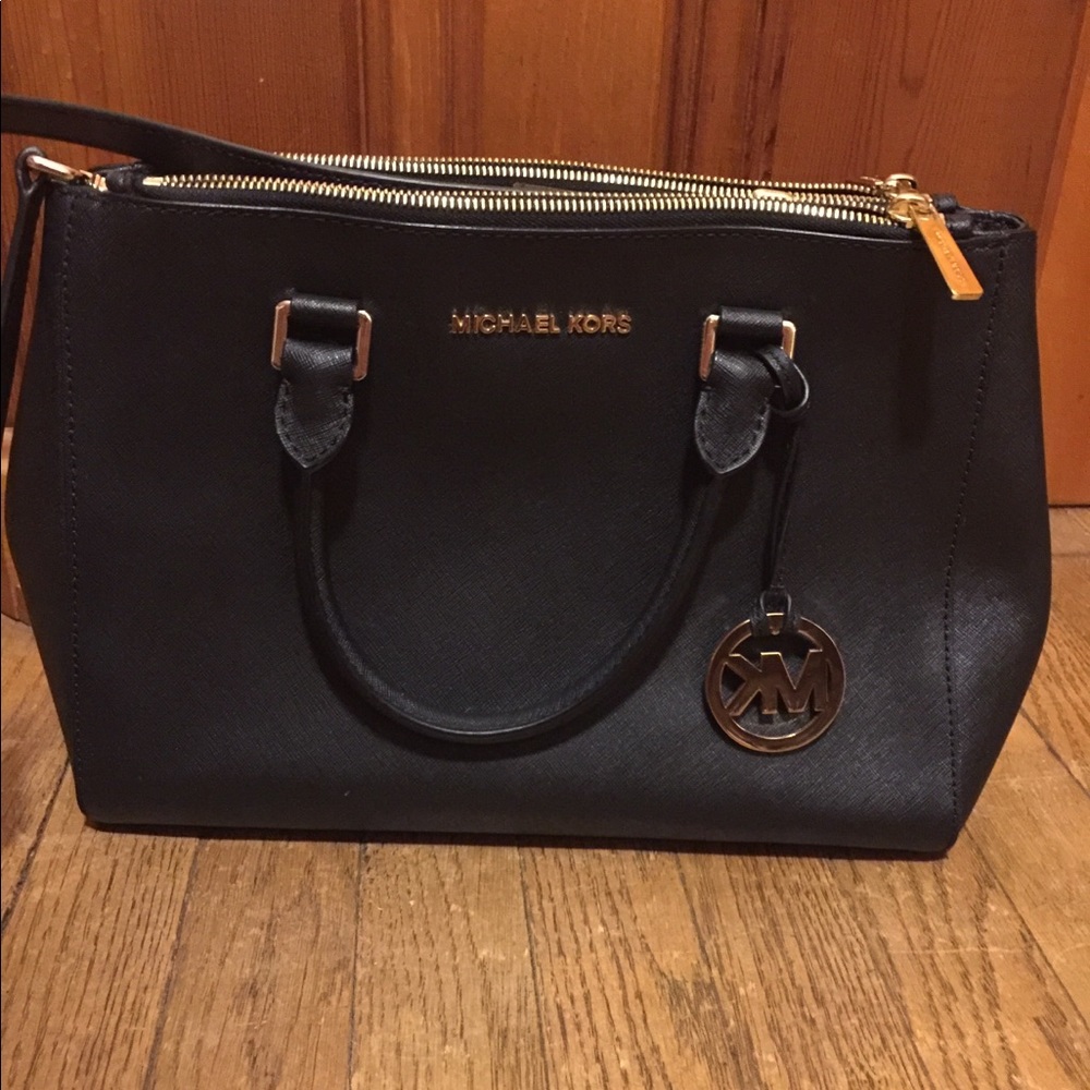 Michael Kors Saffiano Sutton Satchel Black